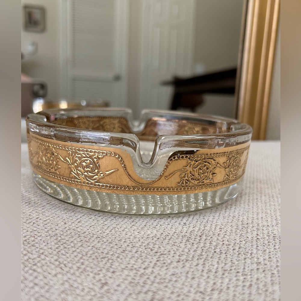 Vintage Glass Ashtray w/Embossed Gold Floral Pattern